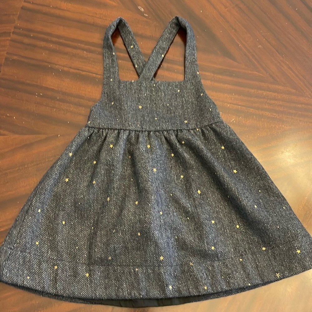 Girl’s wool skirt size 8